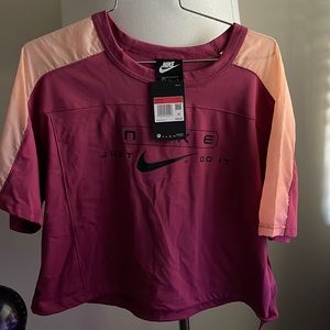 nike workout shirt